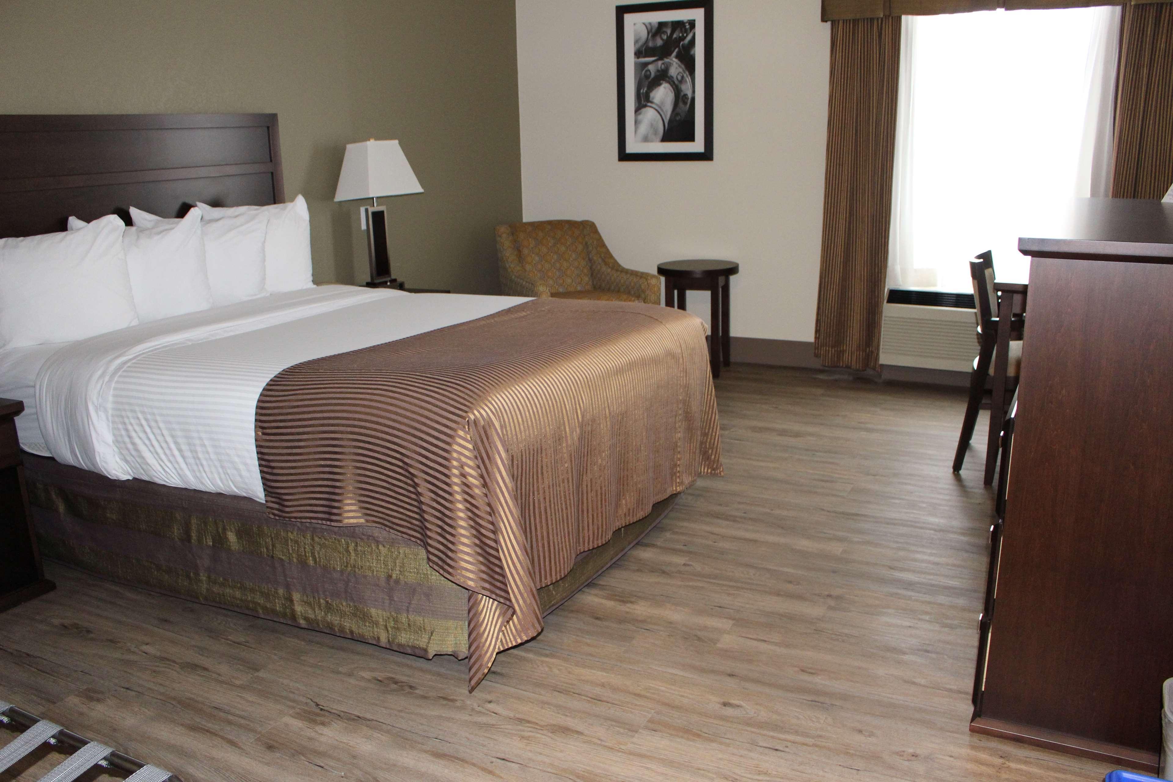 Best Western High Road Inn Эдсон Экстерьер фото