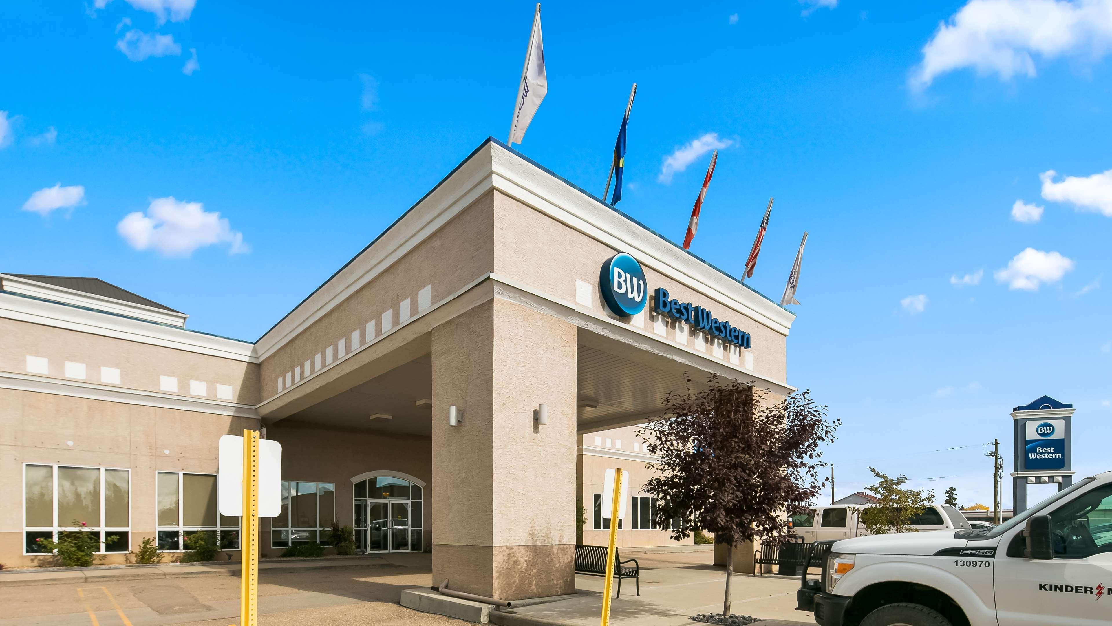 Best Western High Road Inn Эдсон Экстерьер фото