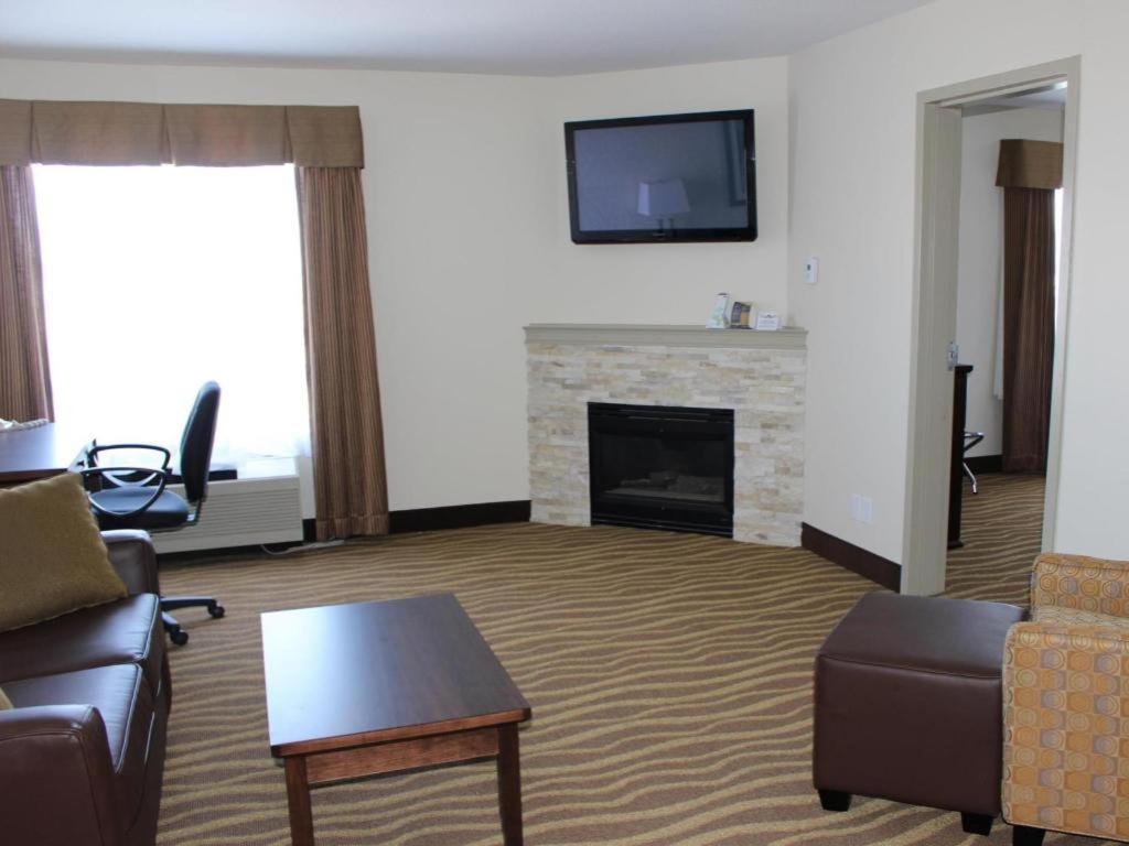 Best Western High Road Inn Эдсон Экстерьер фото