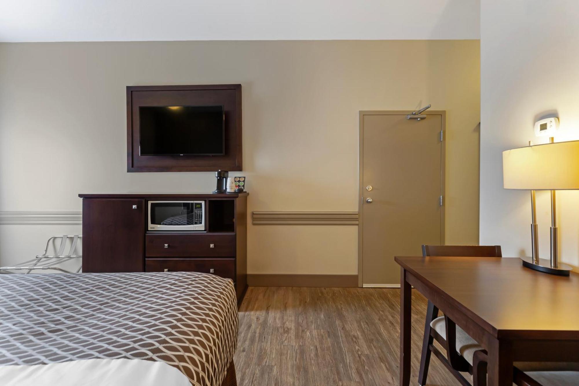 Best Western High Road Inn Эдсон Экстерьер фото