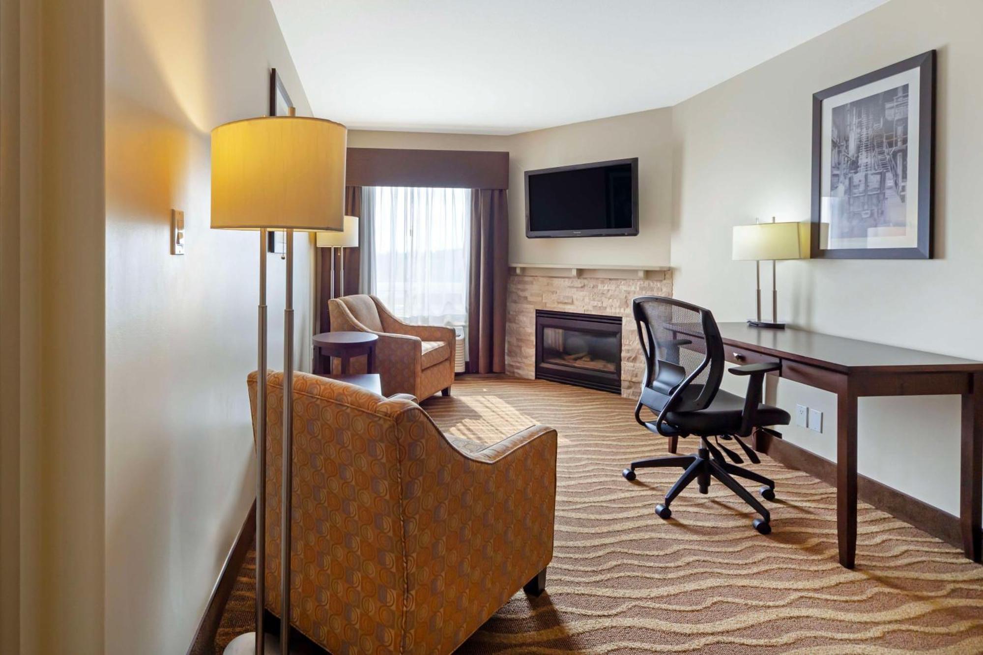 Best Western High Road Inn Эдсон Экстерьер фото